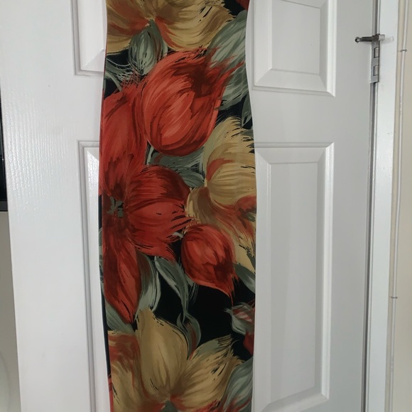 Fashion Nova strapless dress - Picture 2 of 3